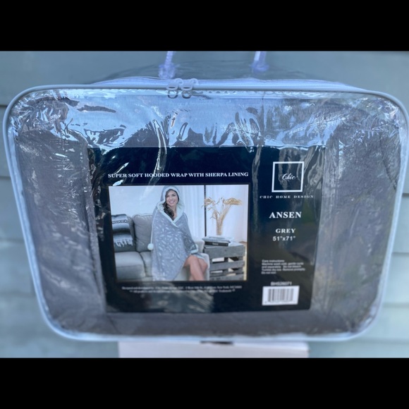 Chic Home Ansen lightweight wearable blanket/snuggie - Picture 9 of 12